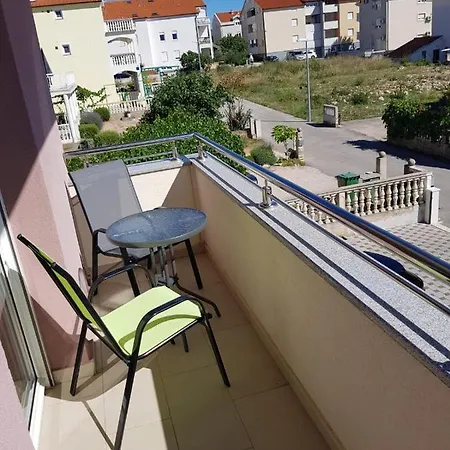 Mila Apartmán Vodice