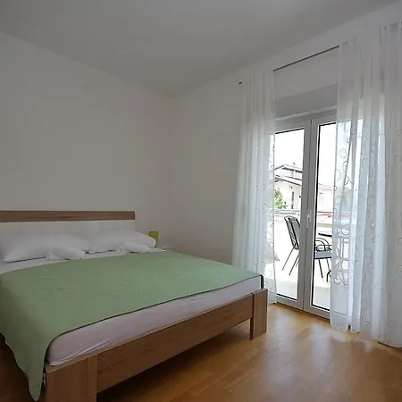 Mila Apartment *